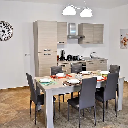 Vacanze Sotto Le Stelle Holiday home Pescia Romana